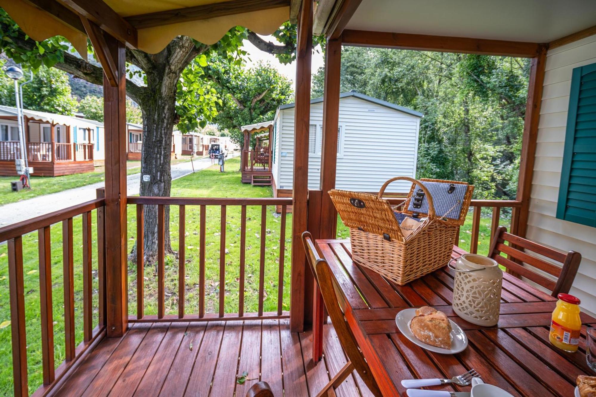 Frontera Bungalow Park Farga de Moles 외부 사진